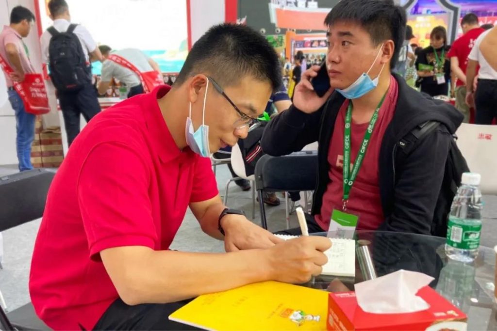 聰廚參展湖(hú)南食餐會暨良之隆食材節成果豐碩 聪厨参展湖南食餐会暨良之隆食材节成果丰硕